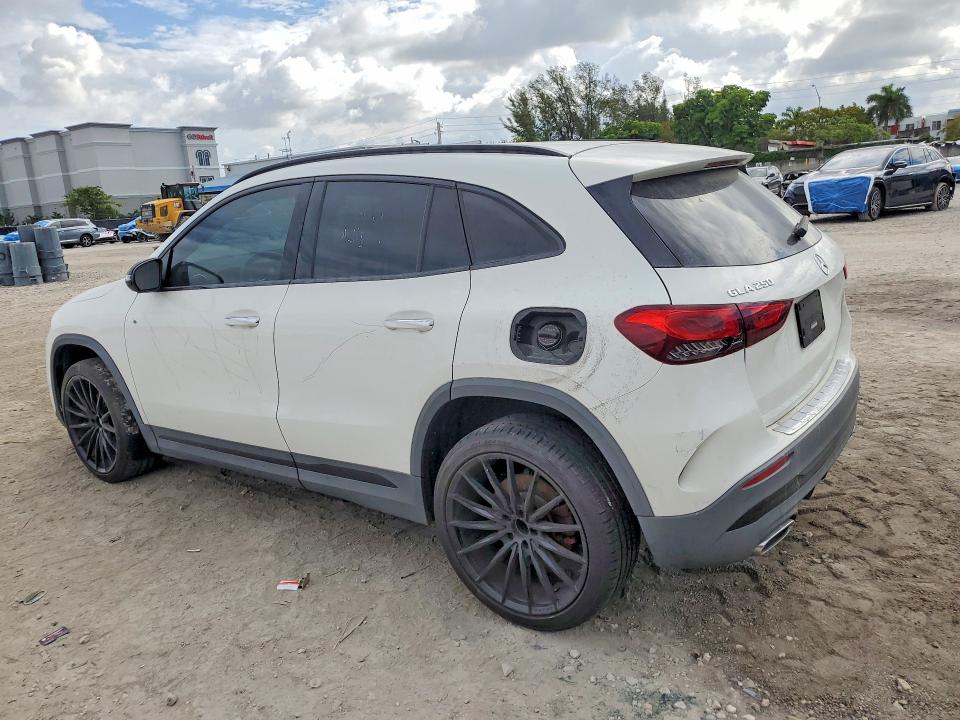 Продажа на аукционе авто 2021 Mercedes-benz Gla, vin: W1N4N4GB1MJ310880, номер лота: 51185646