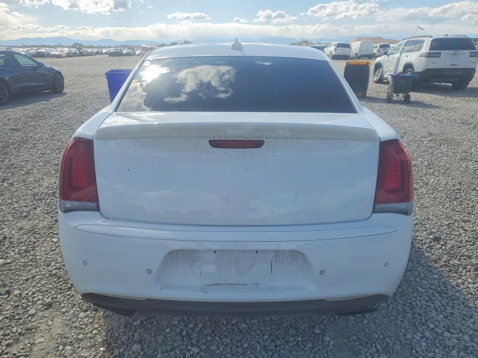 2021 Chrysler 300 მანქანა იყიდება აუქციონზე, vin: 2C3CCABT2MH507019, აუქციონის ნომერი: 51556406
