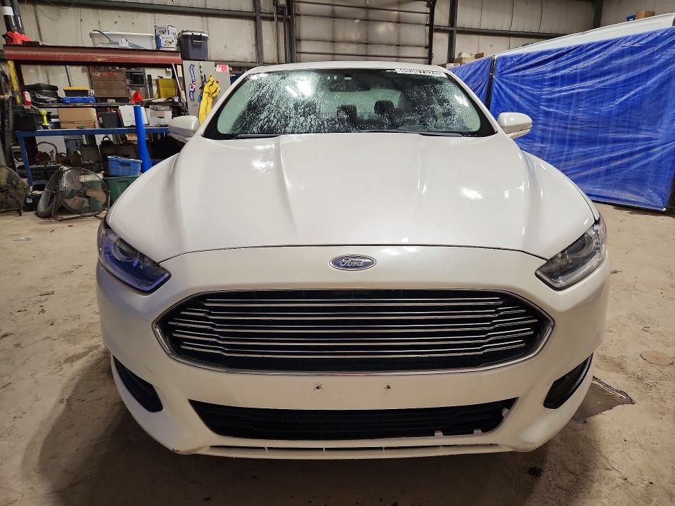 49307326 :رقم المزاد ، 3FA6P0H76GR392862 vin ، 2016 Ford Fusion مزاد بيع