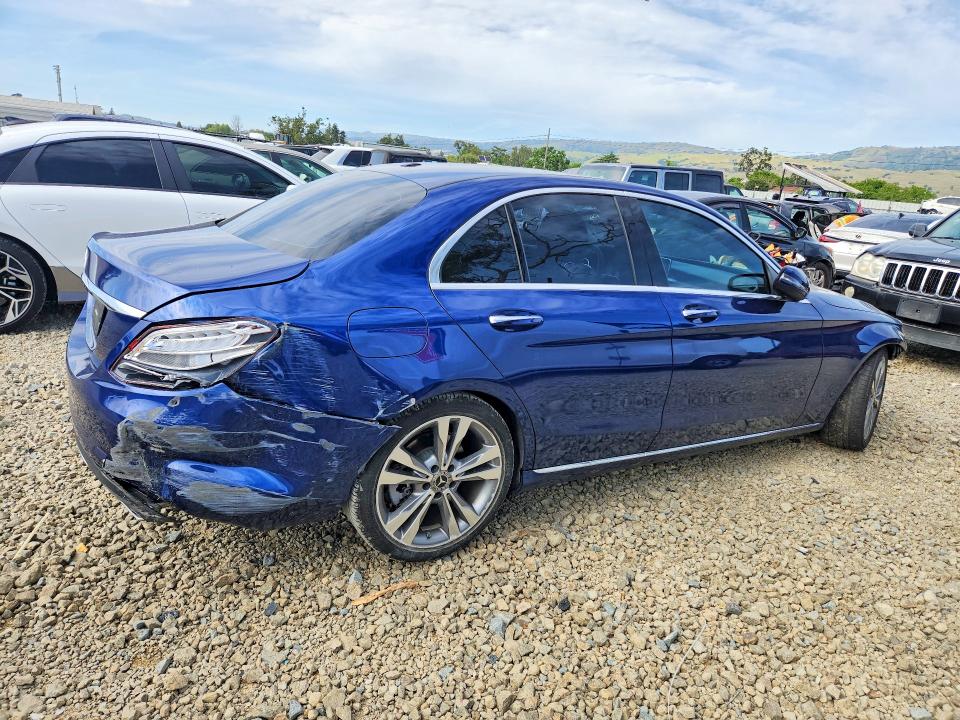 50139676 :رقم المزاد ، 55SWF4JB6JU251641 vin ، 2018 Mercedes-benz C مزاد بيع