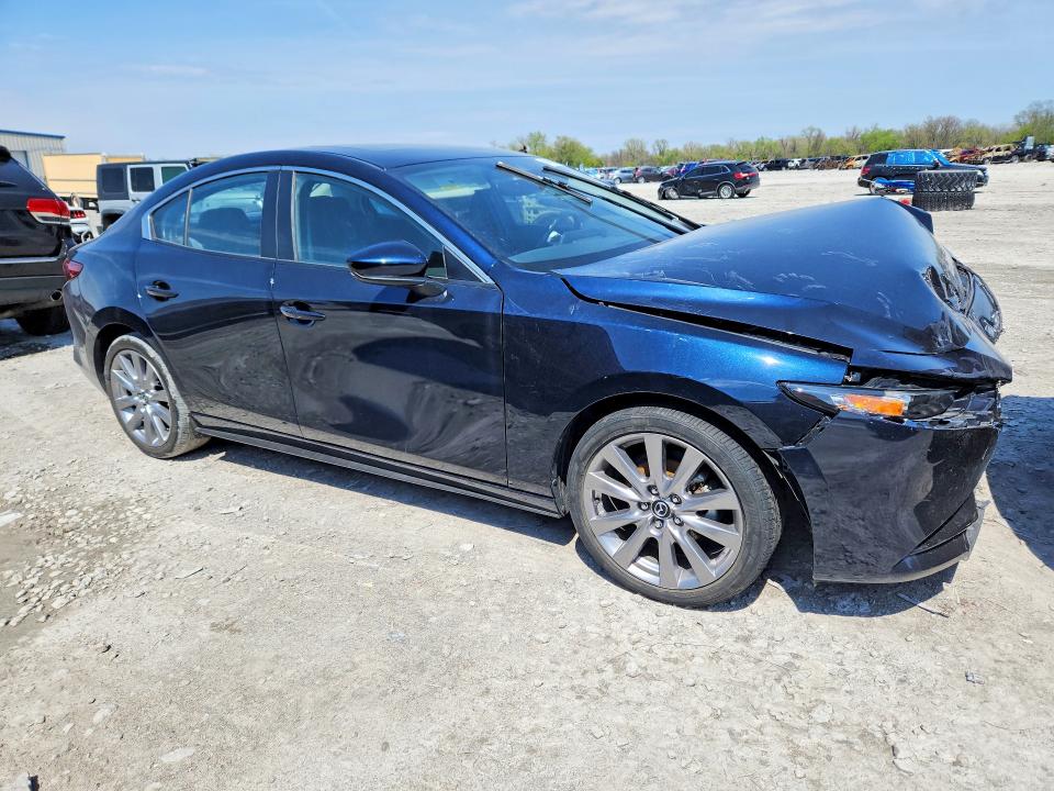 Продажа на аукционе авто 2021 Mazda 3, vin: JM1BPACL6M1320066, номер лота: 48923406