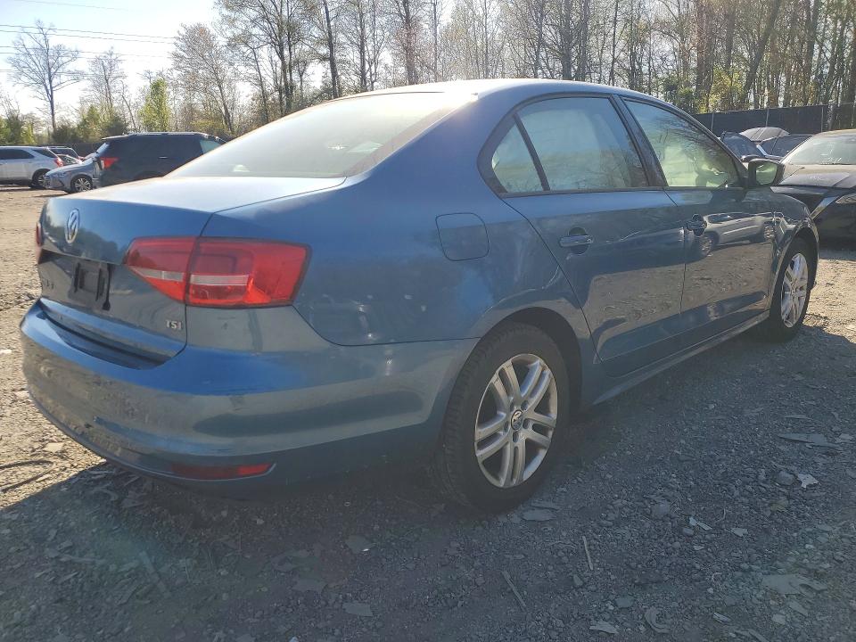 48765996 :رقم المزاد ، 3VW2B7AJ4JM247178 vin ، 2018 Volkswagen Jetta مزاد بيع