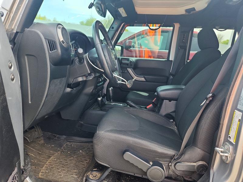 51804296 :رقم المزاد ، 1C4HJWDG3HL670971 vin ، 2017 Jeep Wrangler Unlimited مزاد بيع