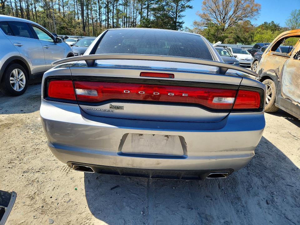 48582816 :رقم المزاد ، 2C3CDXBG8DH689814 vin ، 2013 Dodge Charger مزاد بيع
