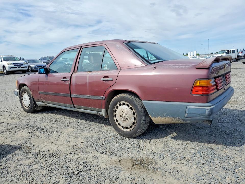 Продажа на аукционе авто 1986 Mercedes-benz 300, vin: WDBEA30D9GA235751, номер лота: 49828176