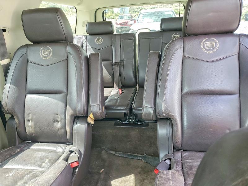 50620226 :رقم المزاد ، 1GYS4KEFXBR203668 vin ، 2011 Cadillac Escalade مزاد بيع