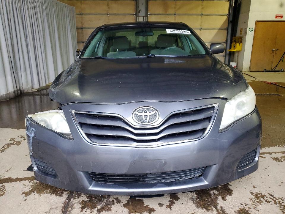 50683286 :رقم المزاد ، 4T4BF3EK6BR138612 vin ، 2011 Toyota Camry مزاد بيع