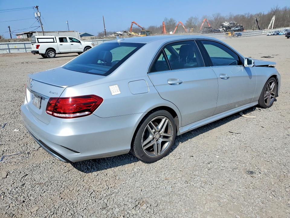 Продажа на аукционе авто 2014 Mercedes Benz E, vin: WDDHF8JB4EA995972, номер лота: 49454206