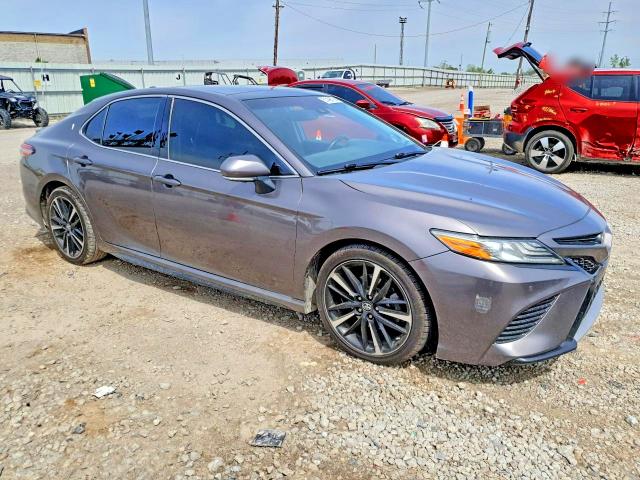 Продаж на аукціоні авто 2018 Toyota Camry, vin: 4T1BZ1HK9JU011661, номер лоту: 51496726