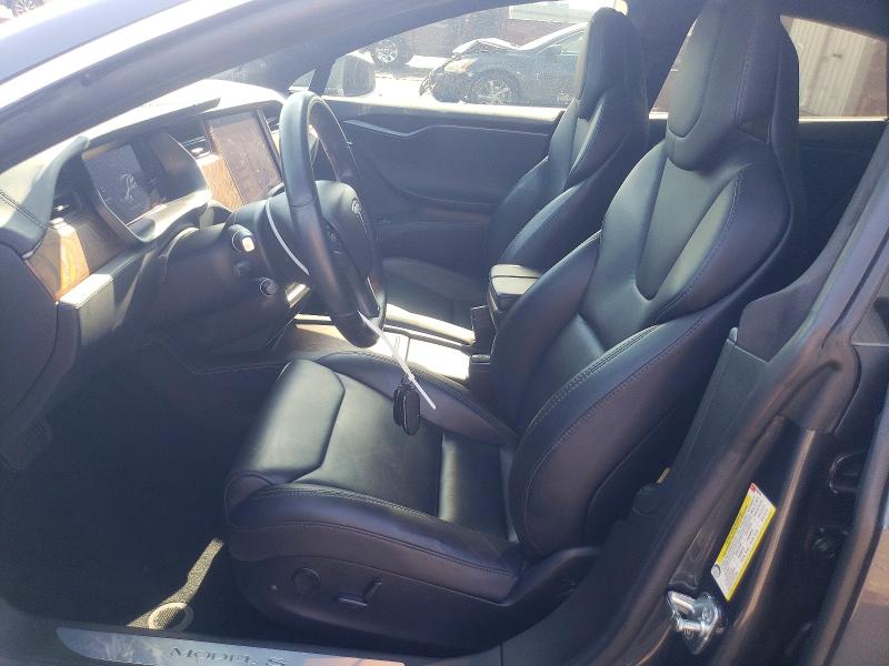 50919246 :رقم المزاد ، 5YJSA1E28JF265290 vin ، 2018 Tesla Model S مزاد بيع