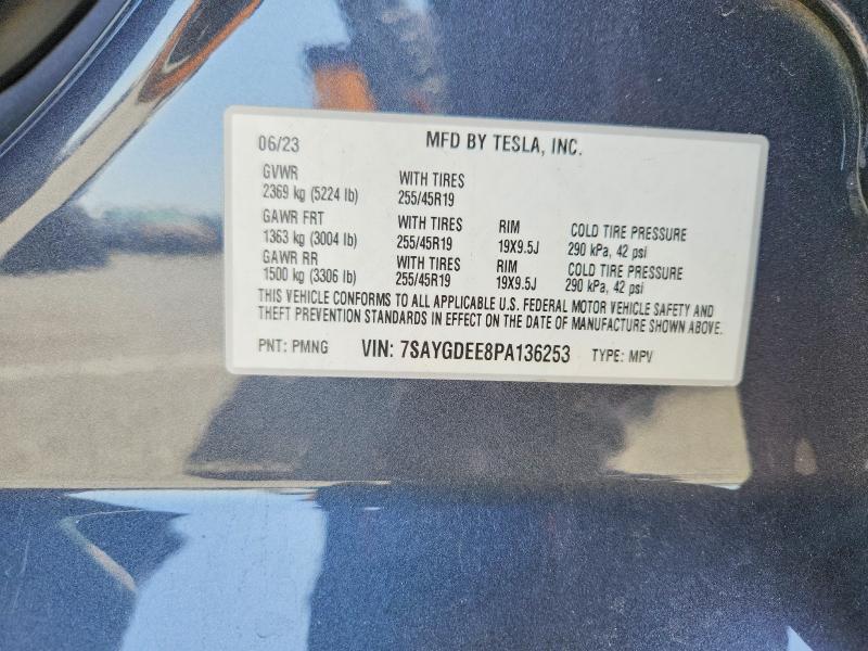 50230176 :رقم المزاد ، 7SAYGDEE8PA136253 vin ، 2023 Tesla Model Y مزاد بيع