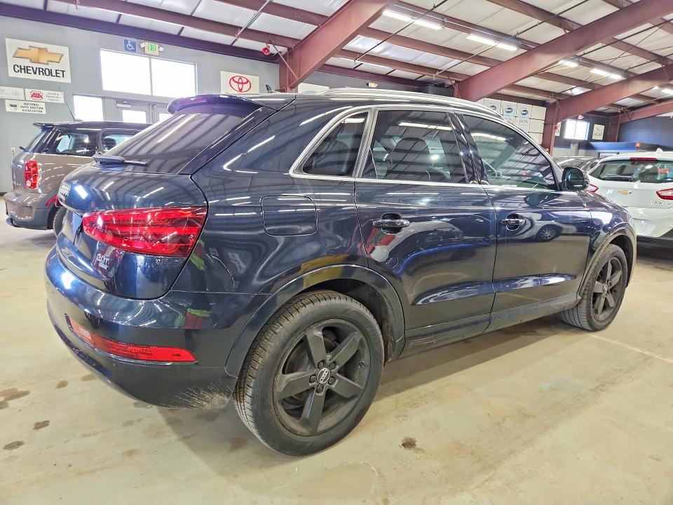 Продажа на аукционе авто 2015 Audi Q3, vin: WA1EFCFS1FR004684, номер лота: 49116416
