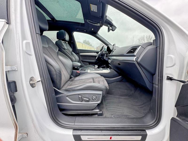 2018 Audi Sq5 მანქანა იყიდება აუქციონზე, vin: WA1A4AFY7J2009502, აუქციონის ნომერი: 49484216