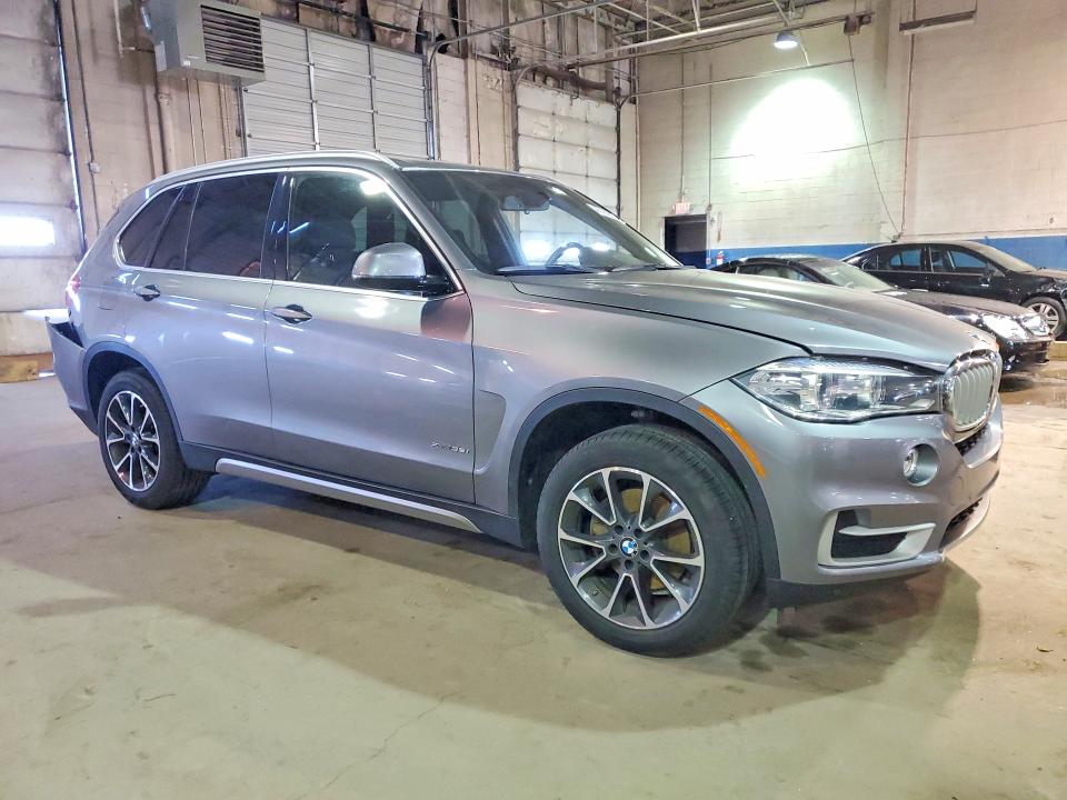 48790946 :رقم المزاد ، 5UXKR0C5XJL074448 vin ، 2018 Bmw X5 مزاد بيع