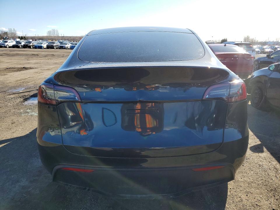 2024 Tesla Model Y მანქანა იყიდება აუქციონზე, vin: 7SAYGDEE3RF027141, აუქციონის ნომერი: 50283416
