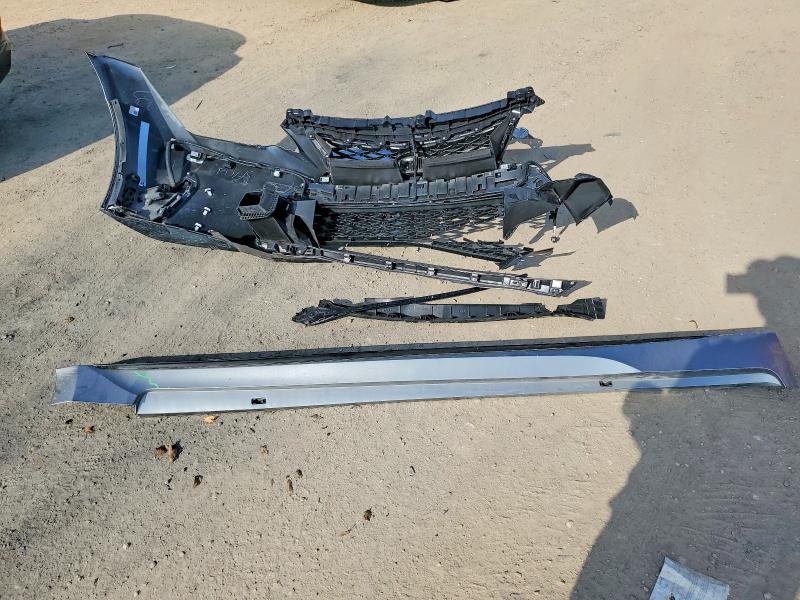 51014726 :رقم المزاد ، JTHGZ1B26P5062717 vin ، 2023 Lexus Is 350 مزاد بيع