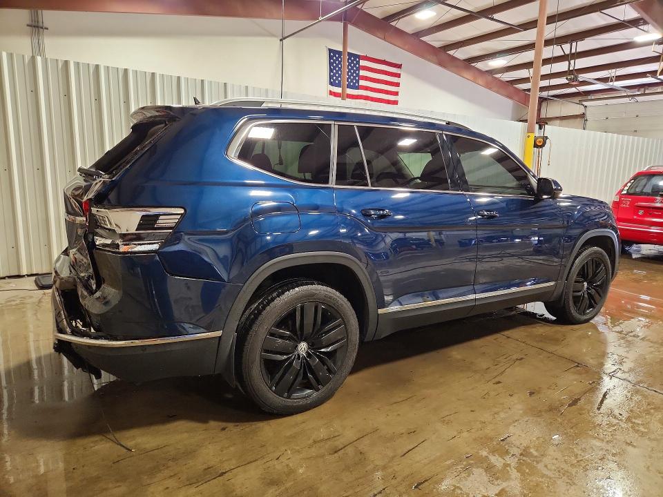 50495796 :رقم المزاد ، 1V2NR2CA6JC558865 vin ، 2018 Volkswagen Atlas مزاد بيع