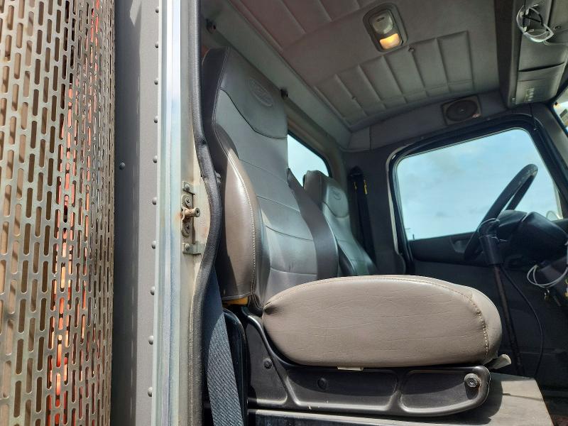 48494786 :رقم المزاد ، 2NP3LN0X4CM172451 vin ، 2012 Peterbilt 348 مزاد بيع