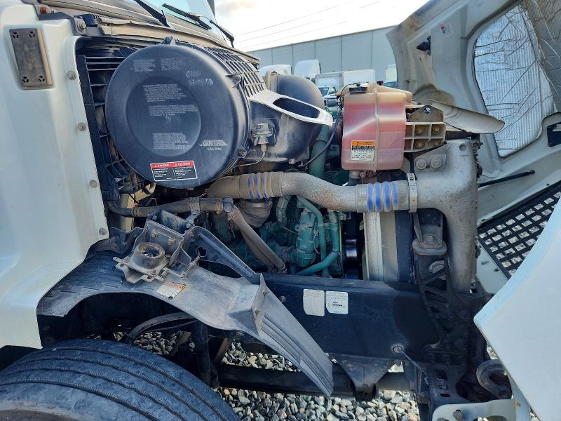 Продаж на аукціоні авто 2017 Volvo Vnm, vin: 4V4MC9EG4HN992374, номер лоту: 50106416