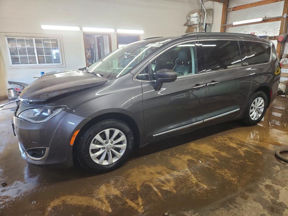 2017 Chrysler Pacifica მანქანა იყიდება აუქციონზე, vin: 2C4RC1BG6HR635742, აუქციონის ნომერი: 50078376
