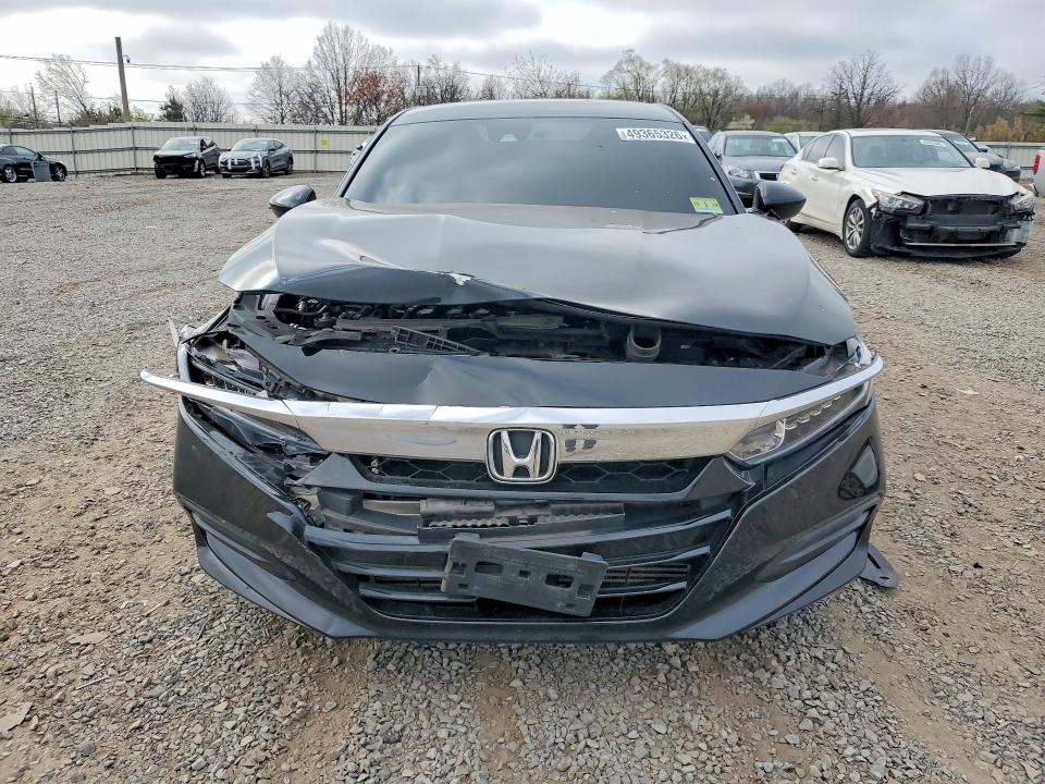 2018 Honda Accord მანქანა იყიდება აუქციონზე, vin: 1HGCV1F15JA182585, აუქციონის ნომერი: 49365326