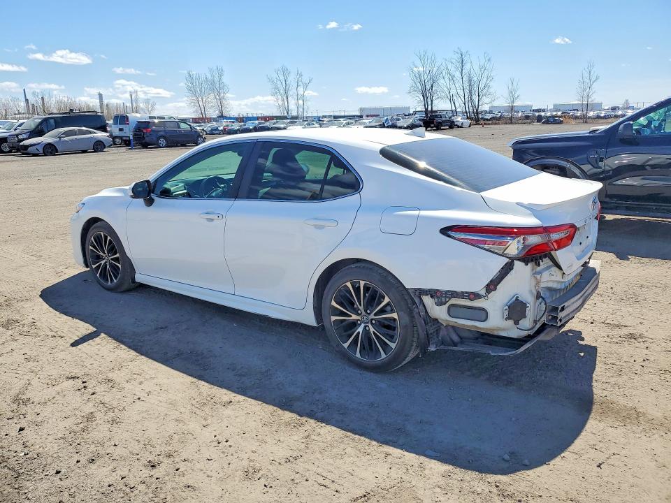 Продаж на аукціоні авто 2018 Toyota Camry, vin: 4T1B11HK1JU566532, номер лоту: 50947046