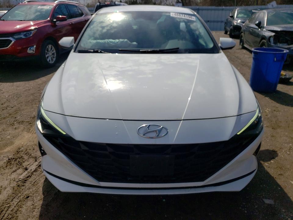 Продажа на аукционе авто 2022 Hyundai Elantra Preferred 4d, vin: KMHLM4AG0NU229178, номер лота: 48874196