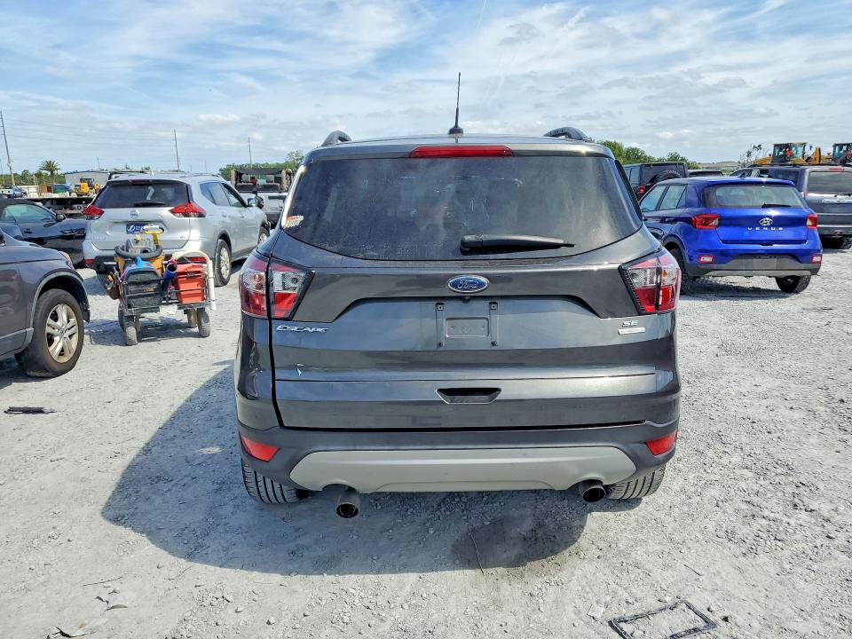 Продажа на аукционе авто 2018 Ford Escape, vin: 1FMCU0GD4JUA65689, номер лота: 49639586