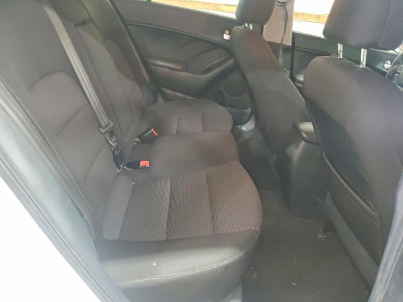 50851936 :رقم المزاد ، KNAFK5A82H5684499 vin ، 2017 Kia Forte مزاد بيع