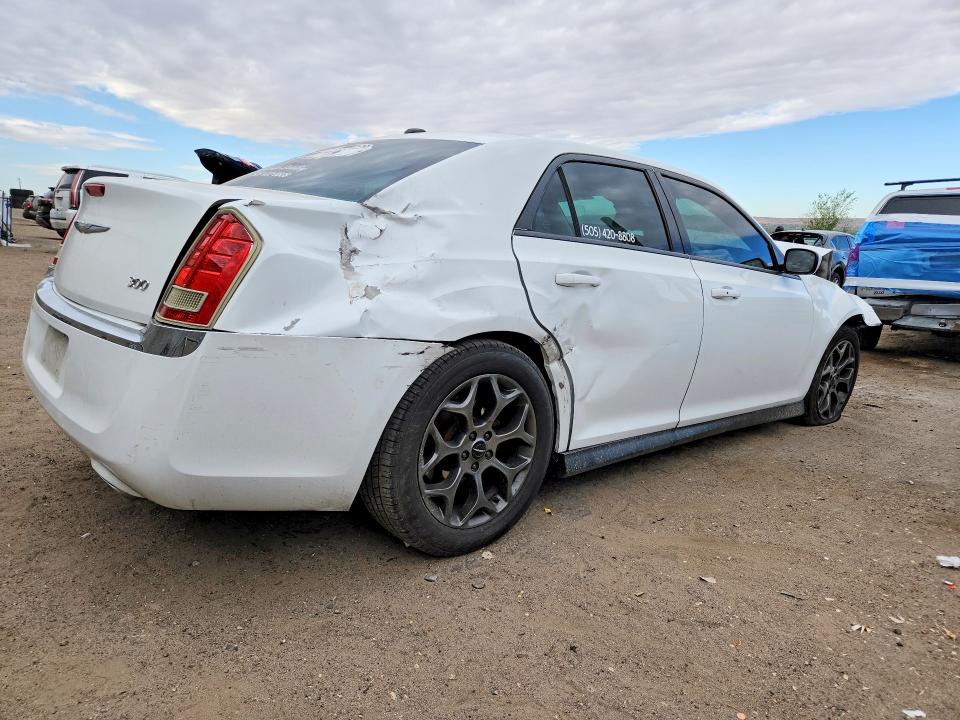 Продажа на аукционе авто 2013 Chrysler 300, vin: 2C3CCAAGXDH588310, номер лота: 50179166
