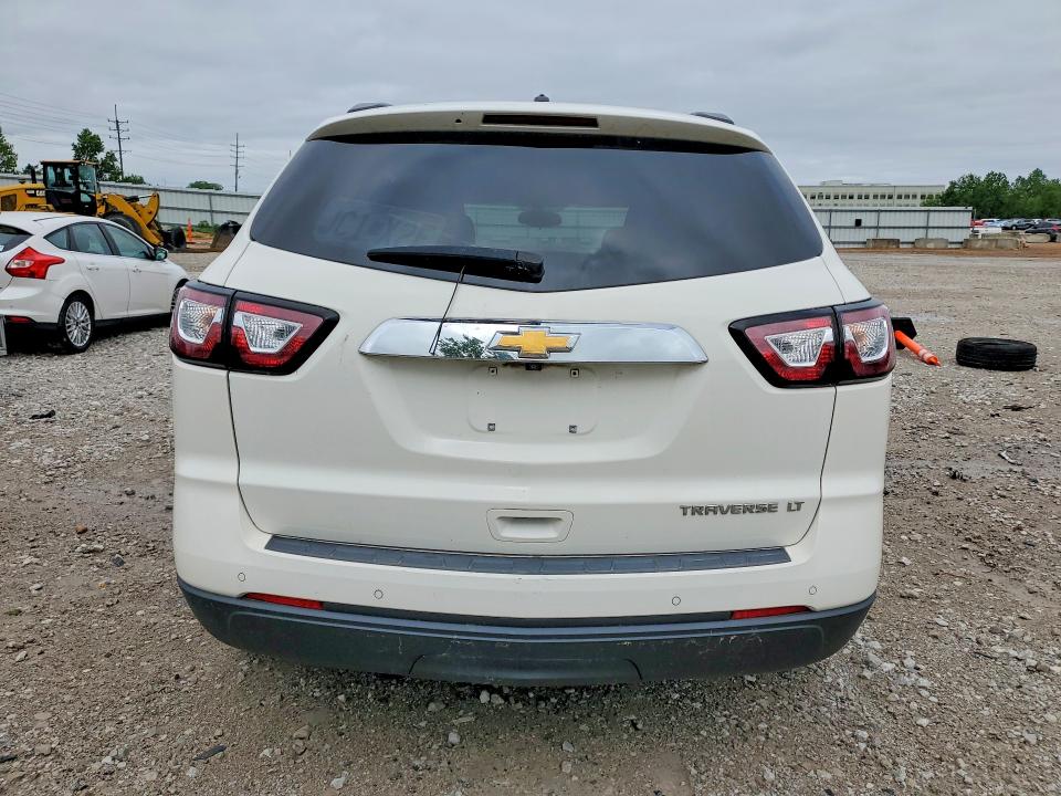 51189586 :رقم المزاد ، 1GNKRGKD2FJ114437 vin ، 2015 Chevrolet Traverse مزاد بيع