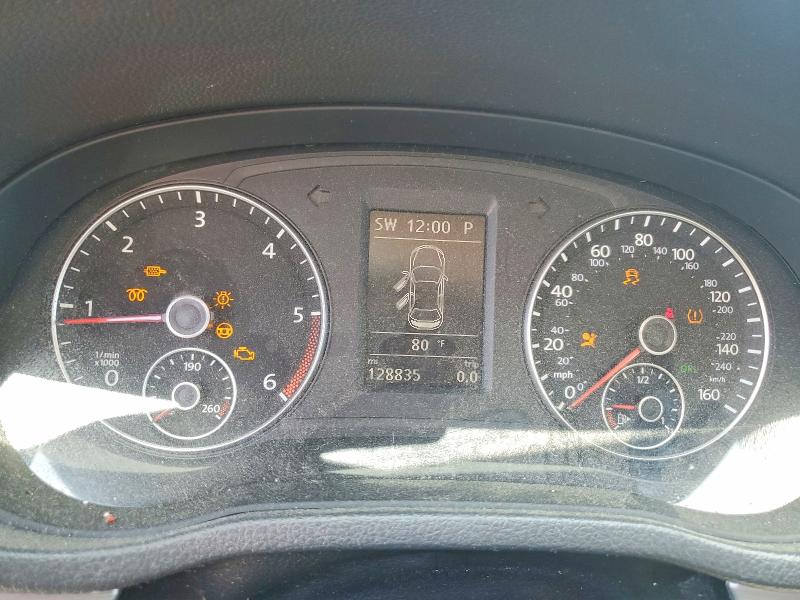 50061646 :رقم المزاد ، 1VWBN7A31EC073943 vin ، 2014 Volkswagen Passat مزاد بيع