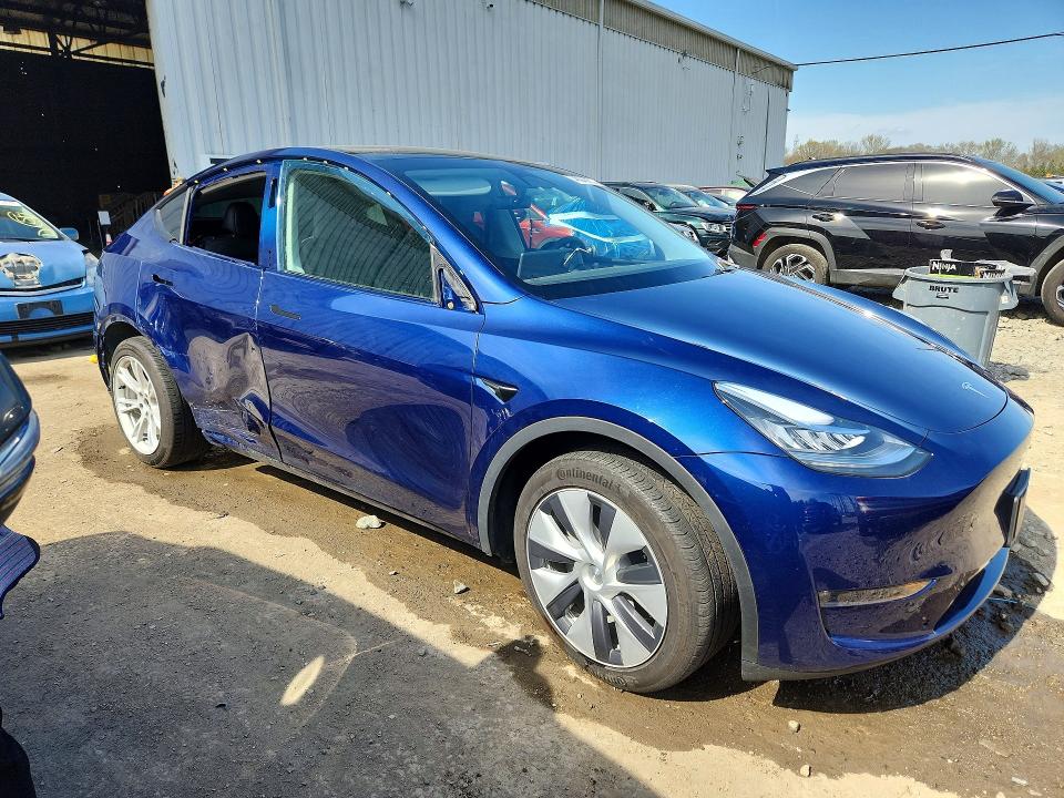 48940996 :رقم المزاد ، 7SAYGDEE5PA106305 vin ، 2023 Tesla Model Y مزاد بيع
