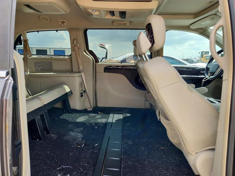 Продажа на аукционе авто 2015 Chrysler Town & Country, vin: 2C4RC1GG5FR603211, номер лота: 49060926