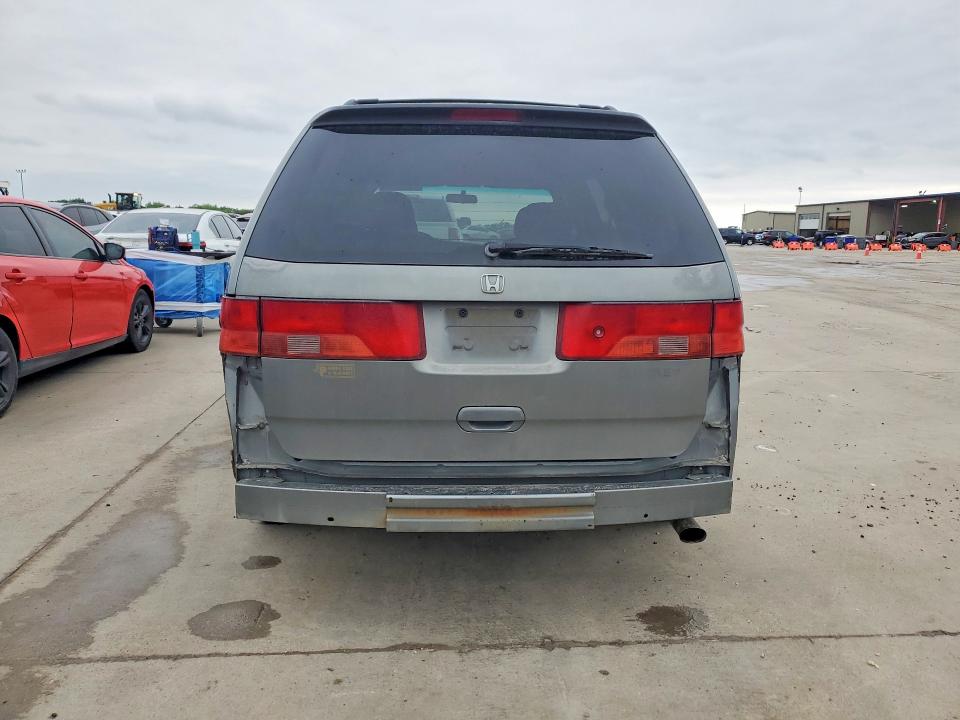 52142036 :رقم المزاد ، 2HKRL18611H559090 vin ، 2001 Honda Odyssey مزاد بيع