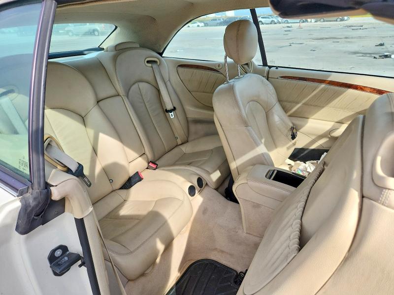 51467666 :رقم المزاد ، WDBTK56F68F236353 vin ، 2008 Mercedes Benz Clk مزاد بيع