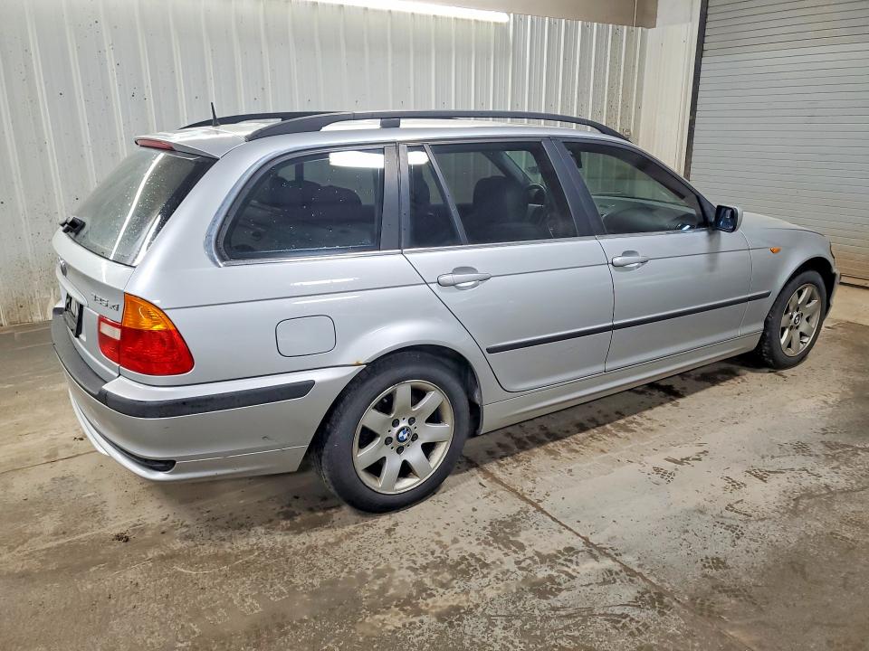 48939286 :رقم المزاد ، WBAEP334X2PF00582 vin ، 2002 Bmw 325 مزاد بيع