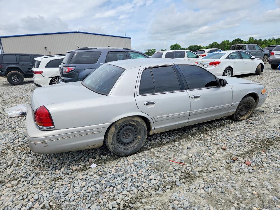 52025366 :رقم المزاد ، 2FAFP73W61X131912 vin ، 2001 Ford Crown Victoria مزاد بيع