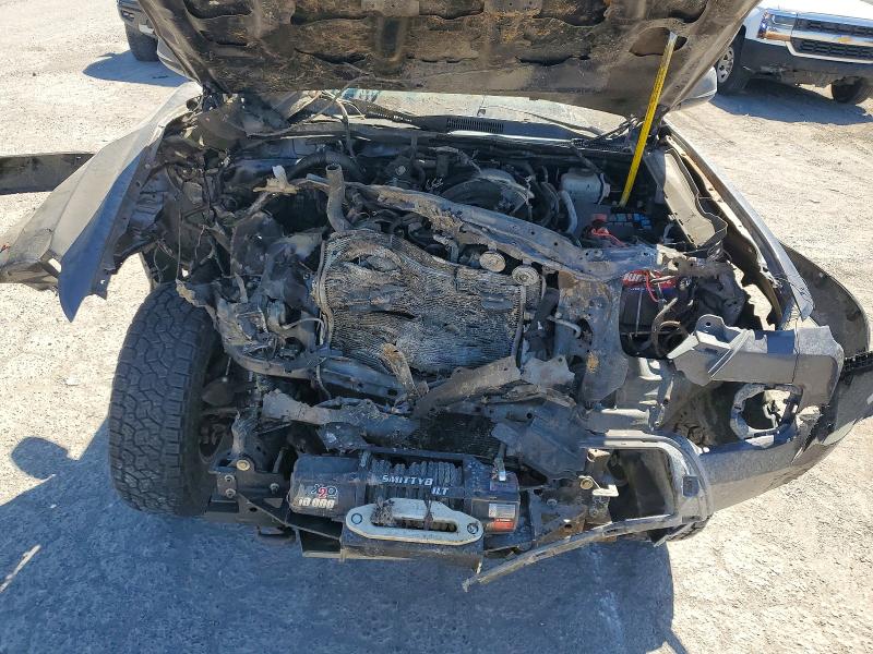 49963026 :رقم المزاد ، 5TFCZ5AN1HX115123 vin ، 2017 Toyota Tacoma مزاد بيع