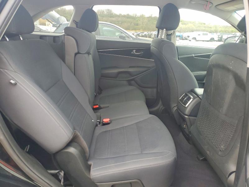 Продажа на аукционе авто 2019 Kia Sorento, vin: 5XYPG4A37KG439090, номер лота: 49476966