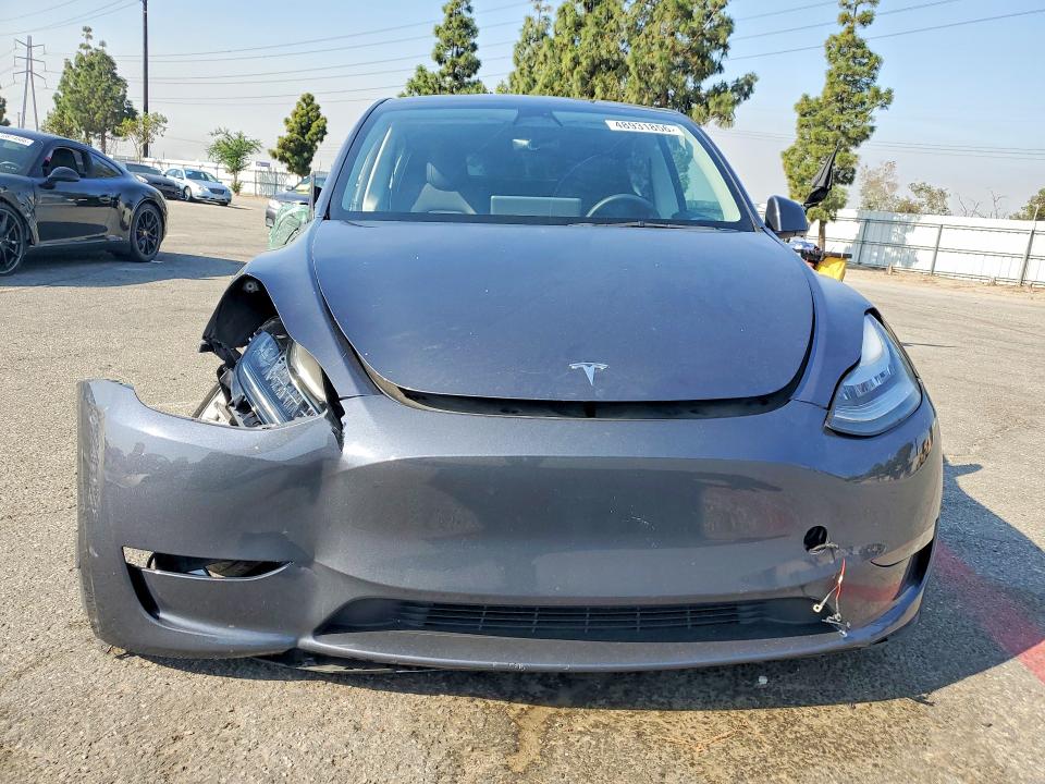 48931856 :رقم المزاد ، 7SAYGDEE7PA060301 vin ، 2023 Tesla Model Y مزاد بيع