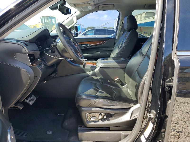 49794866 :رقم المزاد ، 1GYS3AKJ0LR266916 vin ، 2020 Cadillac Escalade مزاد بيع