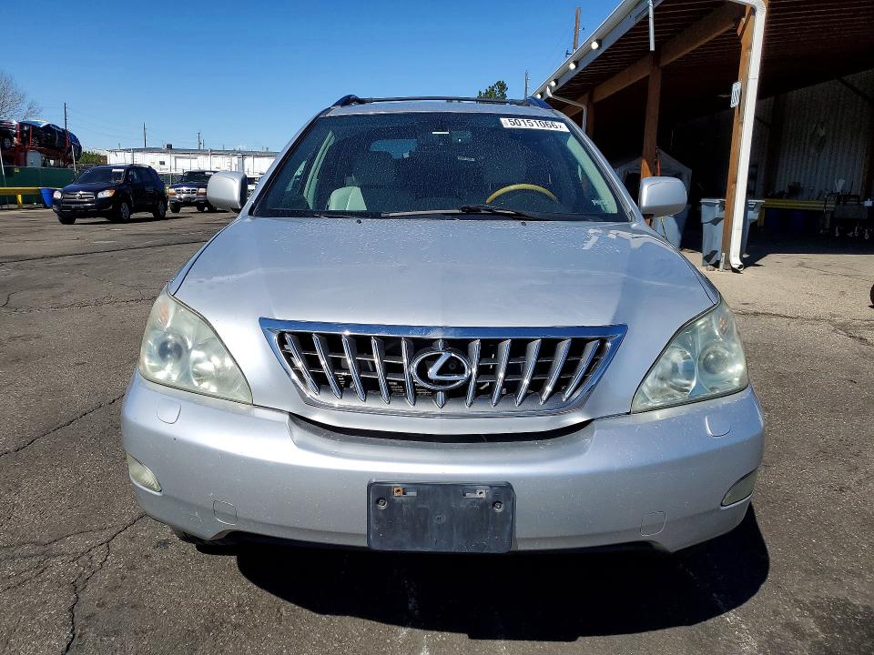 50151066 :رقم المزاد ، 2T2HK31U69C122778 vin ، 2009 Lexus Rx مزاد بيع