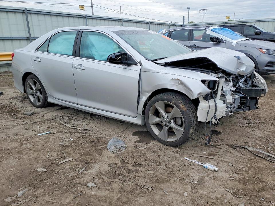 2014 Toyota Camry მანქანა იყიდება აუქციონზე, vin: 4T1BF1FK4EU742435, აუქციონის ნომერი: 51156696