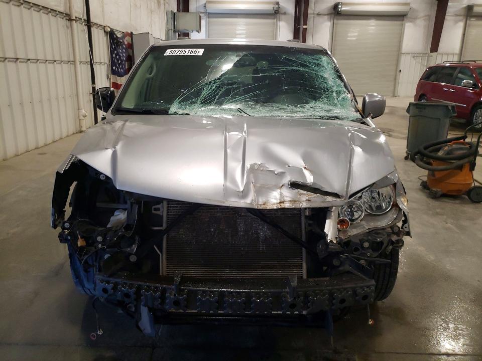 2013 Chrysler Town & Country მანქანა იყიდება აუქციონზე, vin: 2C4RC1BG0DR754896, აუქციონის ნომერი: 50795166