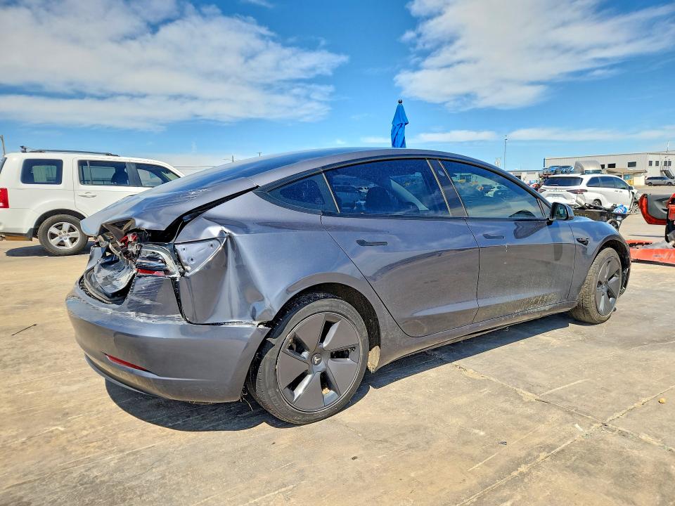 2023 Tesla Model 3 მანქანა იყიდება აუქციონზე, vin: 5YJ3E1EA9PF672074, აუქციონის ნომერი: 49963916