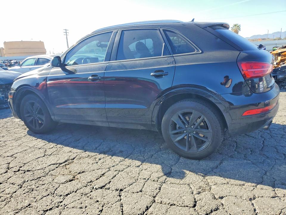 50658006 :رقم المزاد ، WA1BCCFS4HR017363 vin ، 2017 Audi Q3 مزاد بيع