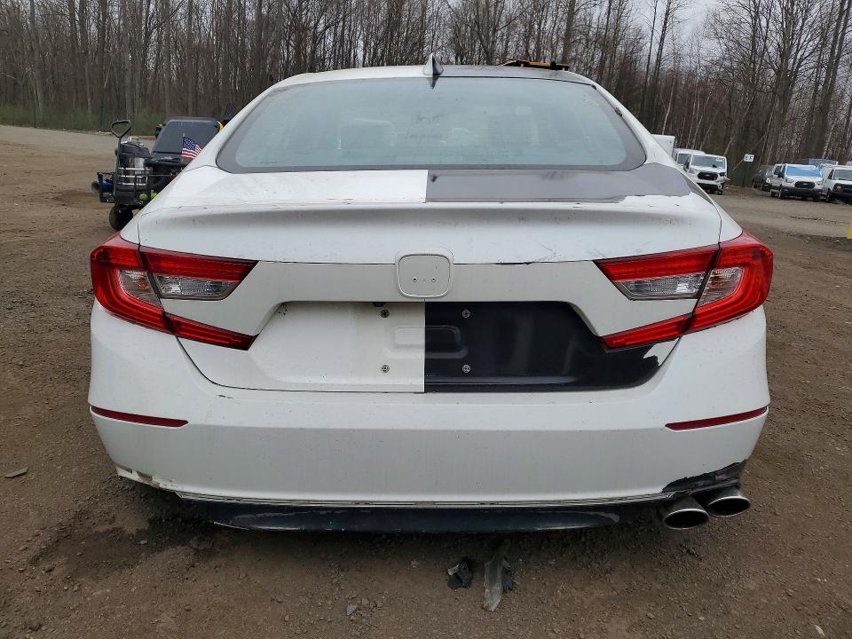 49874246 :رقم المزاد ، 1HGCV1E37JA004177 vin ، 2018 Honda Accord مزاد بيع
