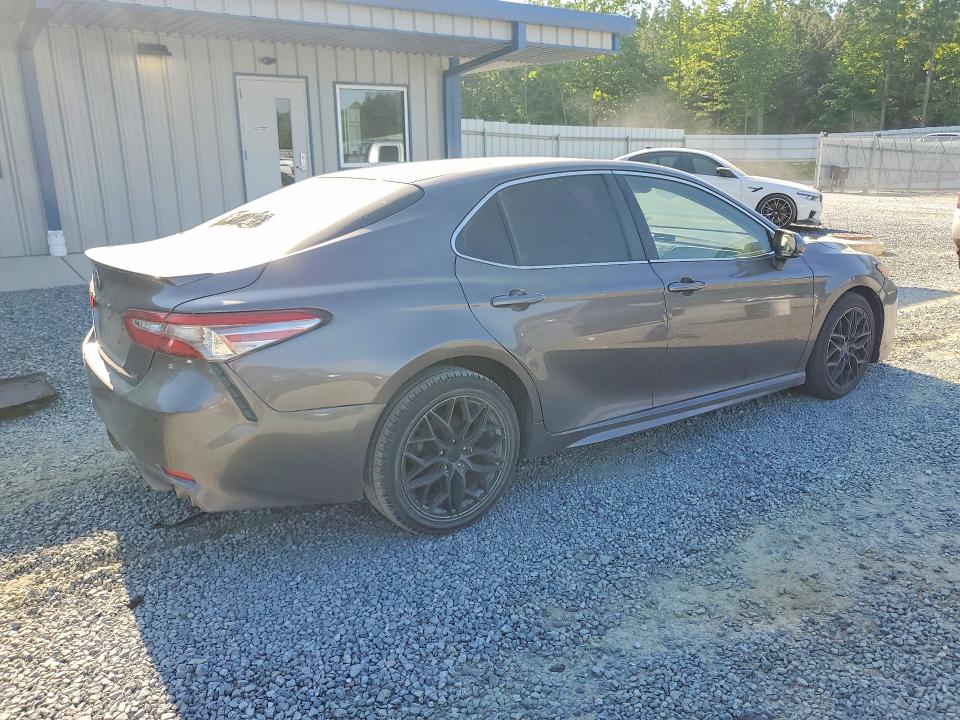 Aukcja sprzedaży 2018 Toyota Camry, vin: 4T1B11HK4JU518913, numer aukcji: 51083016