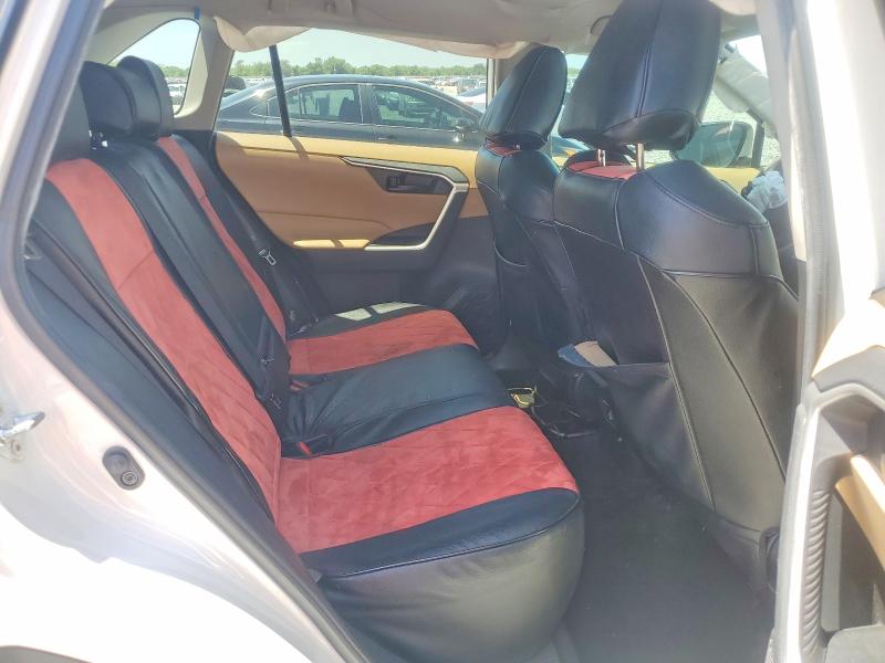 Продажа на аукционе авто 2021 Toyota Rav4, vin: 2T3H1RFVXMC120043, номер лота: 49710886
